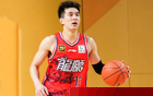 CBA消息：奎因无缘广东原因出炉，南京签下新大外法尔，北京同时追求威瑟斯庞和布朗，广州龙狮告别郭艾伦